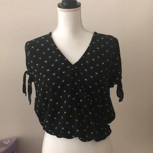 Crop Printed Low Neck Top Size M